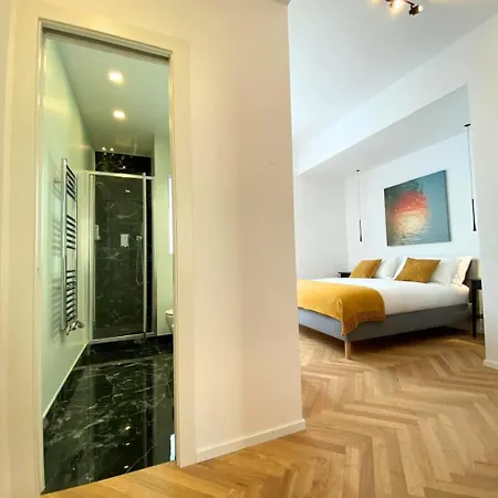 Romane - Spacious, High Floor With Terrace דירה