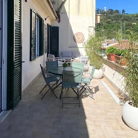 Romane - Spacious, High Floor With Terrace * Roma