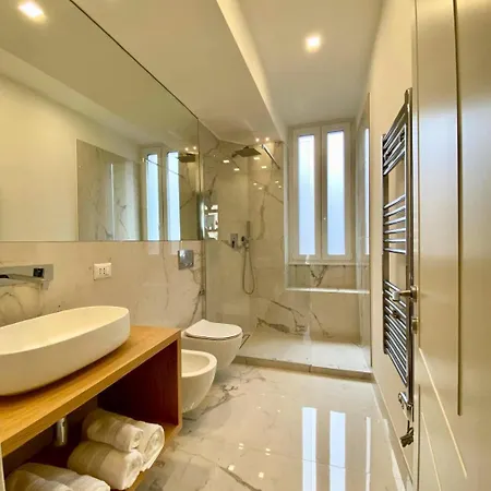 Romane - Spacious, High Floor With Terrace * Roma