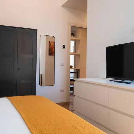 Spacious With Private Terrace Near The Vatican - Romane