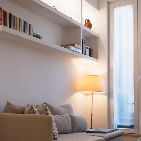 Spacious With Private Terrace Near The Vatican - Romane * روما