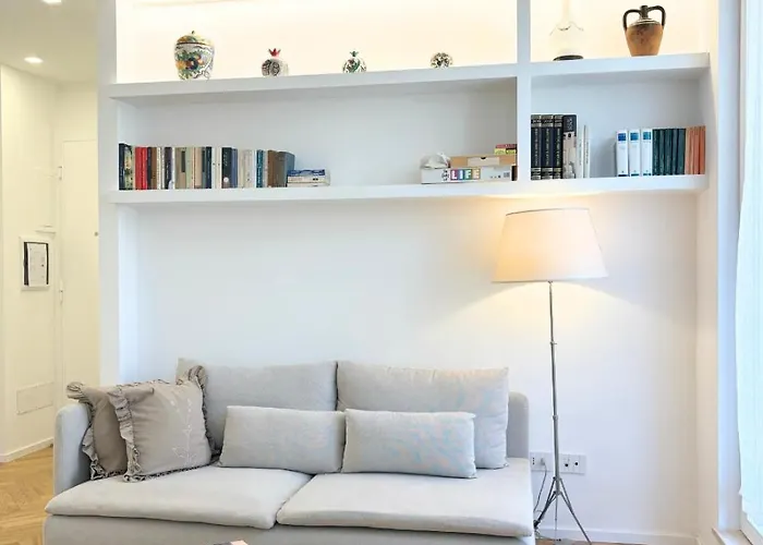 Апартаменты Spacious With Private Terrace Near The Vatican - Romane *