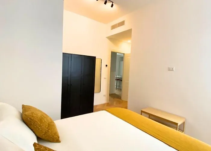 Spacious With Private Terrace Near The Vatican - Romane * Рим