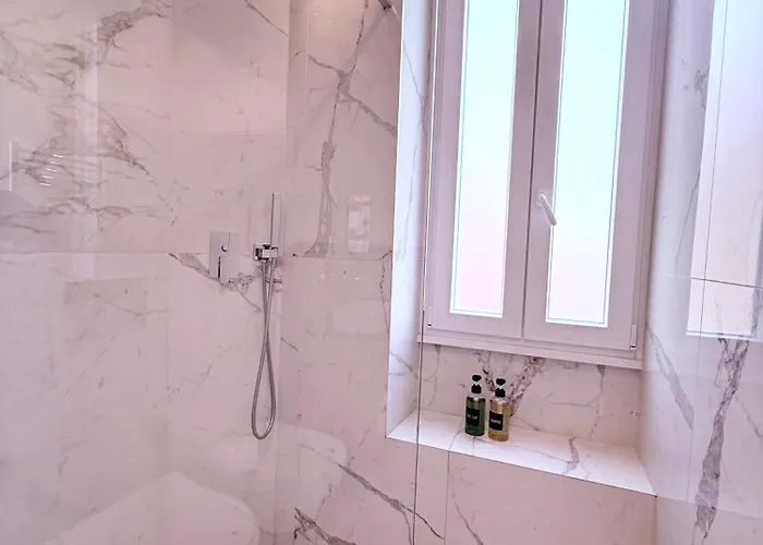 Spacious With Private Terrace Near The Vatican - Romane